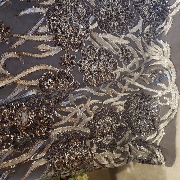 Nwt JS Collections Women's Lyra Flutter Cocktail Dress size 12 - Picture 10 of 13